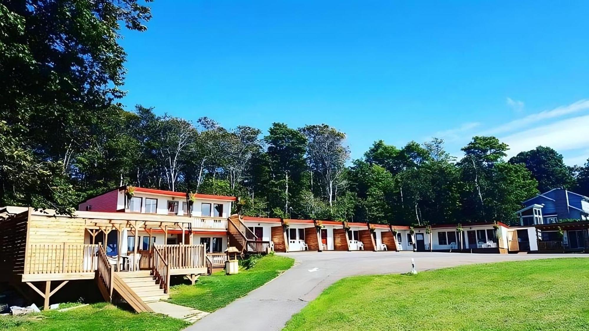 Sainte-Petronille Motel Ile D'Orleans المظهر الخارجي الصورة